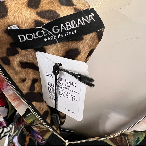 Dolce&Gabbana
Floral Silk-Blend Sheath Midi-Dress - Picture 11 of 14